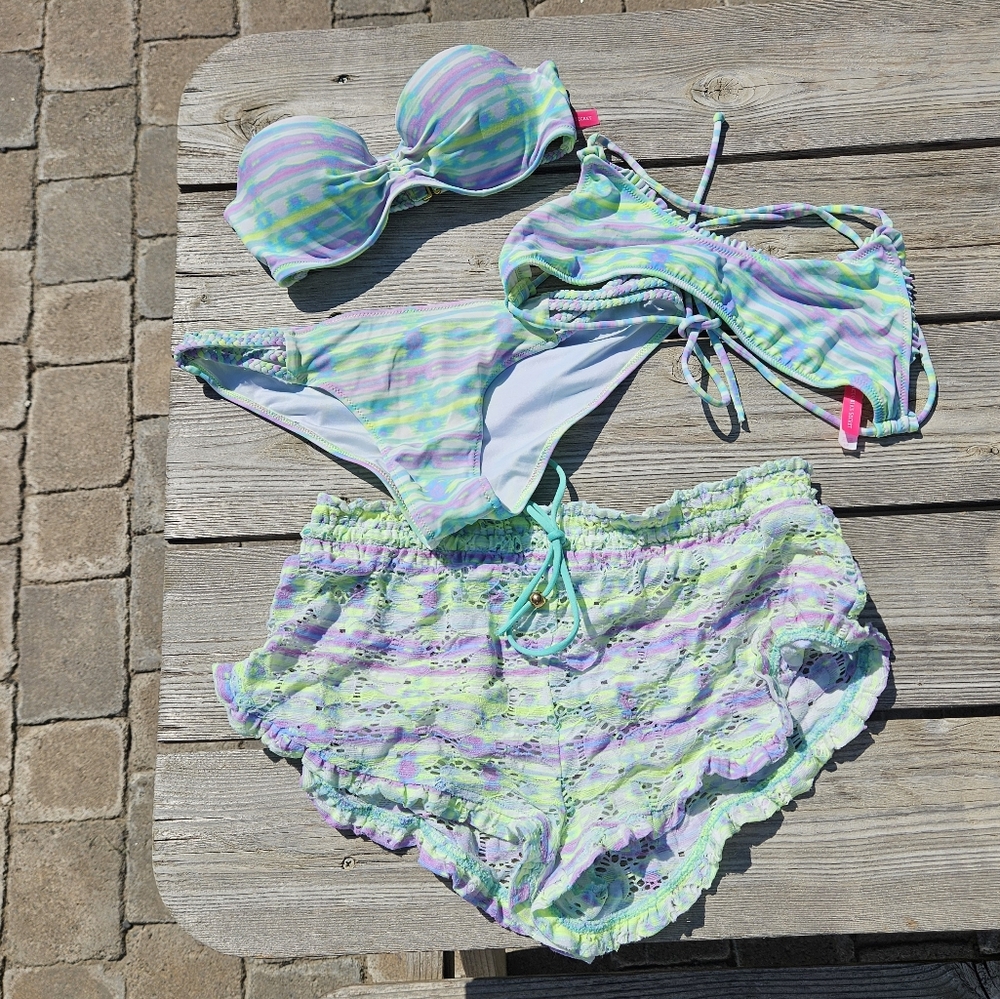 Victoria's Secret 4 Piece Bikini Set With Shorts Green Purple S, M, 32B 01/2014